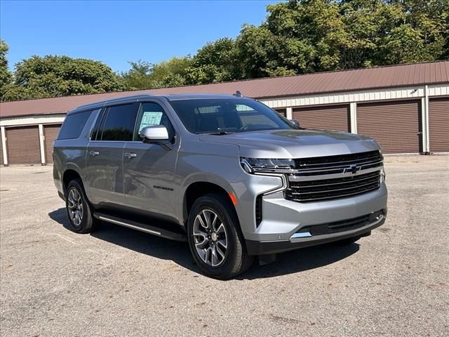 2024 Chevrolet Suburban LT