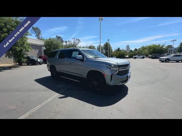 2024 Chevrolet Suburban LT