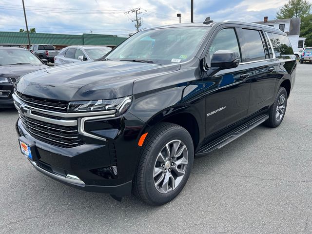 2024 Chevrolet Suburban LT