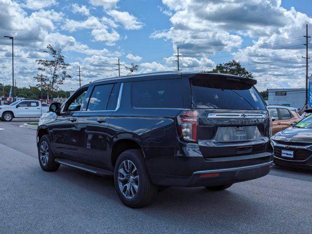 2024 Chevrolet Suburban LT