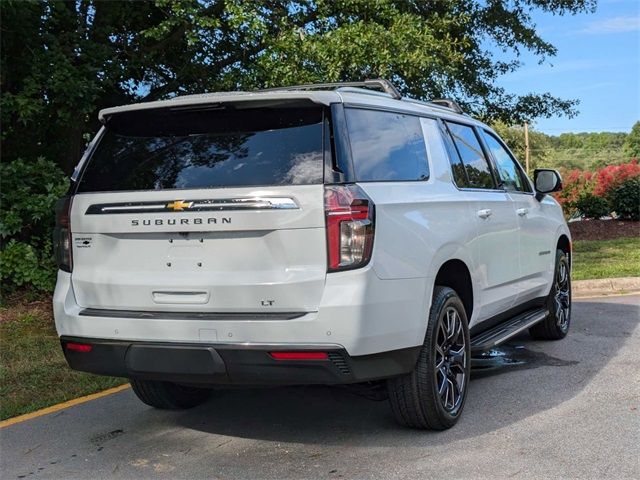 2024 Chevrolet Suburban LT