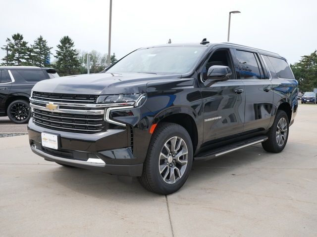 2024 Chevrolet Suburban LT