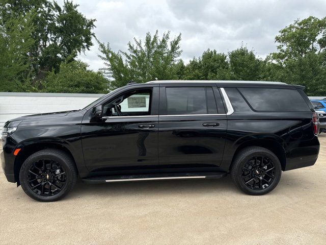 2024 Chevrolet Suburban LT