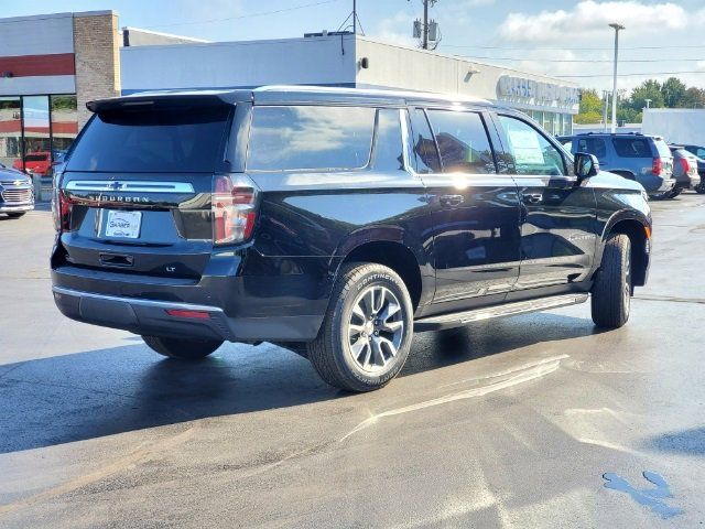 2024 Chevrolet Suburban LT