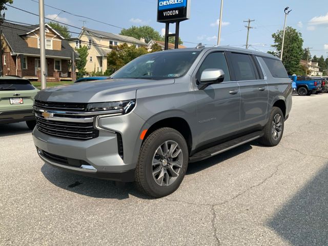 2024 Chevrolet Suburban LT