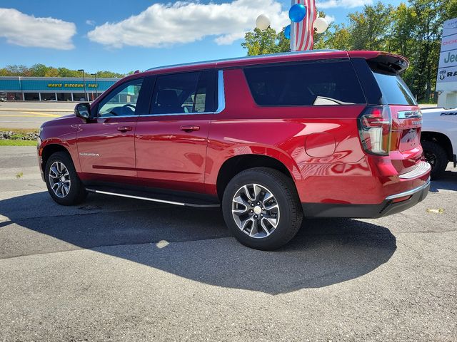 2024 Chevrolet Suburban LT