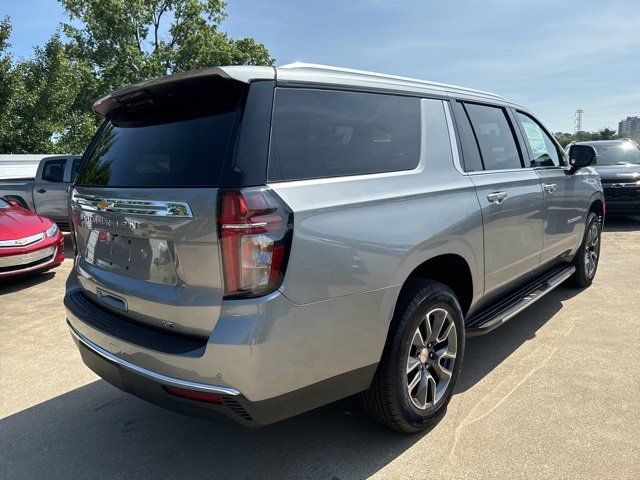 2024 Chevrolet Suburban LT