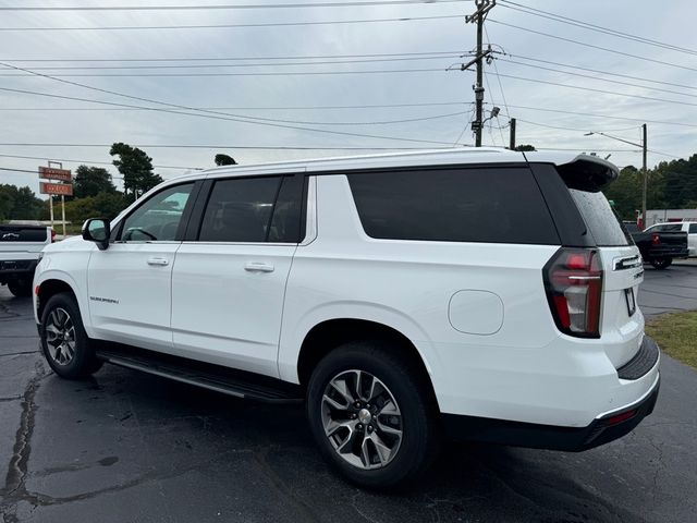 2024 Chevrolet Suburban LT