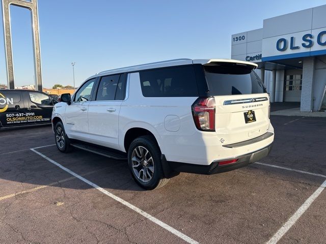 2024 Chevrolet Suburban LT