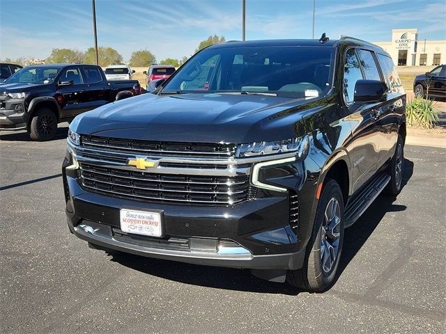 2024 Chevrolet Suburban LT