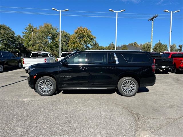 2024 Chevrolet Suburban LT