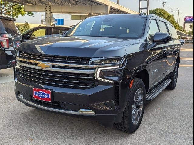 2024 Chevrolet Suburban LT