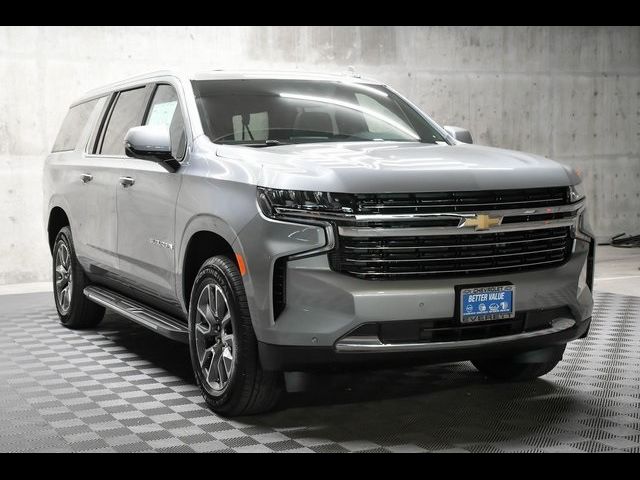 2024 Chevrolet Suburban LT