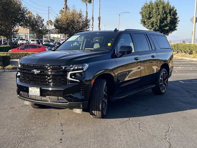 2024 Chevrolet Suburban RST