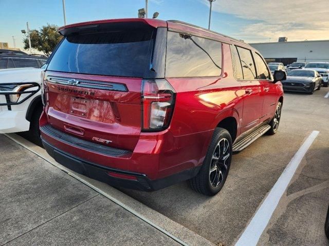 2024 Chevrolet Suburban RST