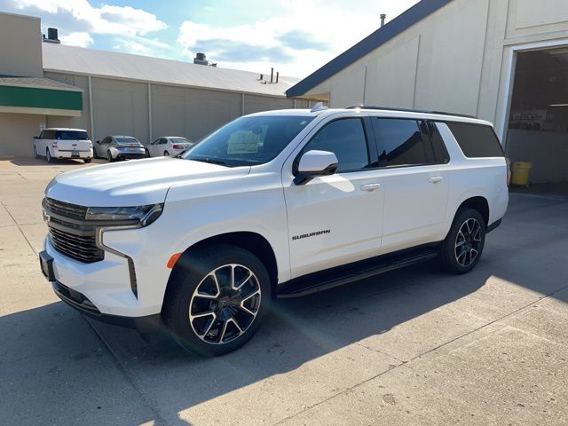 2024 Chevrolet Suburban RST