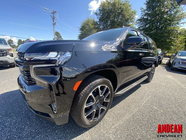 2024 Chevrolet Suburban RST