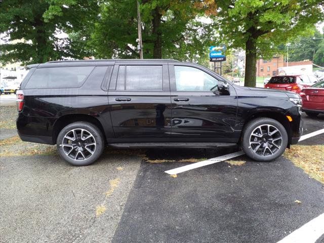 2024 Chevrolet Suburban RST