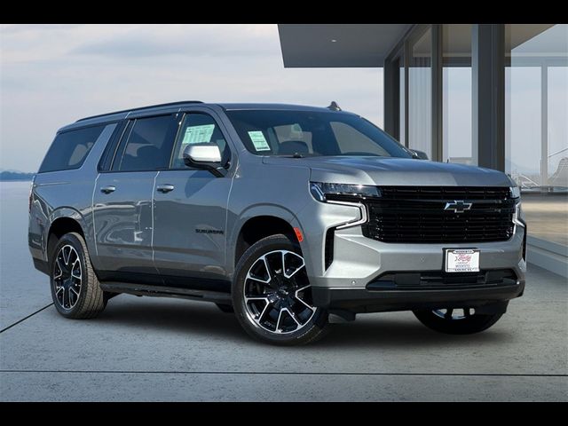 2024 Chevrolet Suburban RST