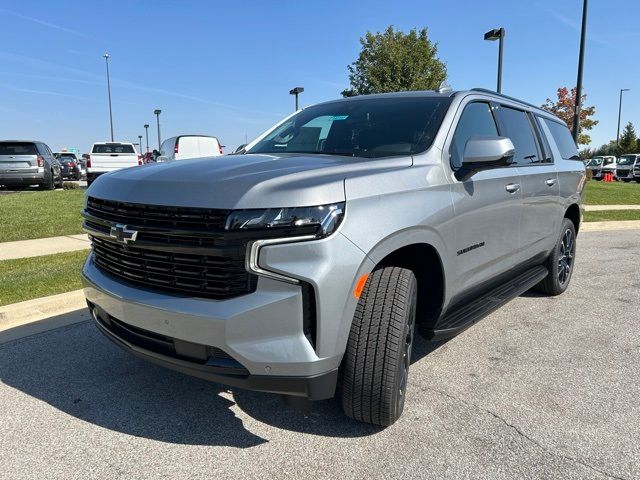 2024 Chevrolet Suburban RST