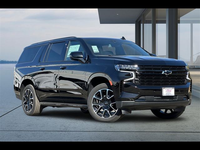 2024 Chevrolet Suburban RST