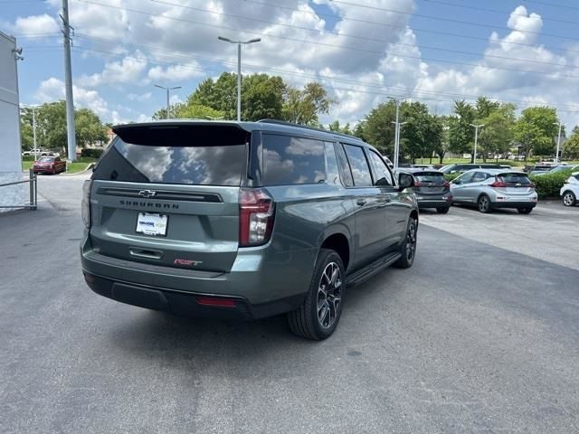 2024 Chevrolet Suburban RST