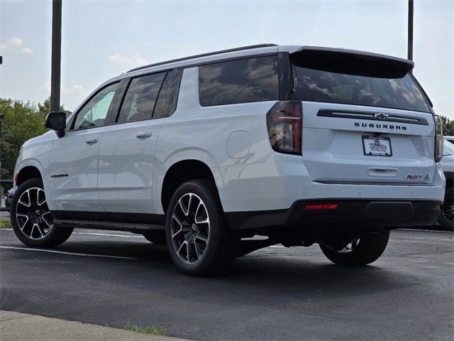 2024 Chevrolet Suburban RST