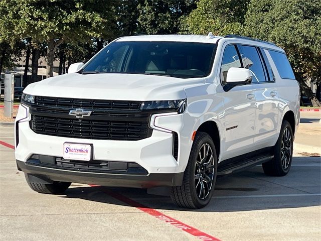 2024 Chevrolet Suburban RST