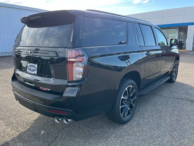 2024 Chevrolet Suburban RST