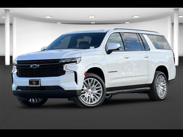 2024 Chevrolet Suburban RST