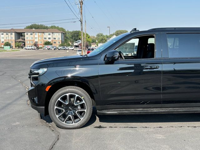 2024 Chevrolet Suburban RST