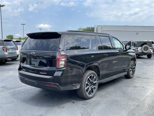 2024 Chevrolet Suburban RST