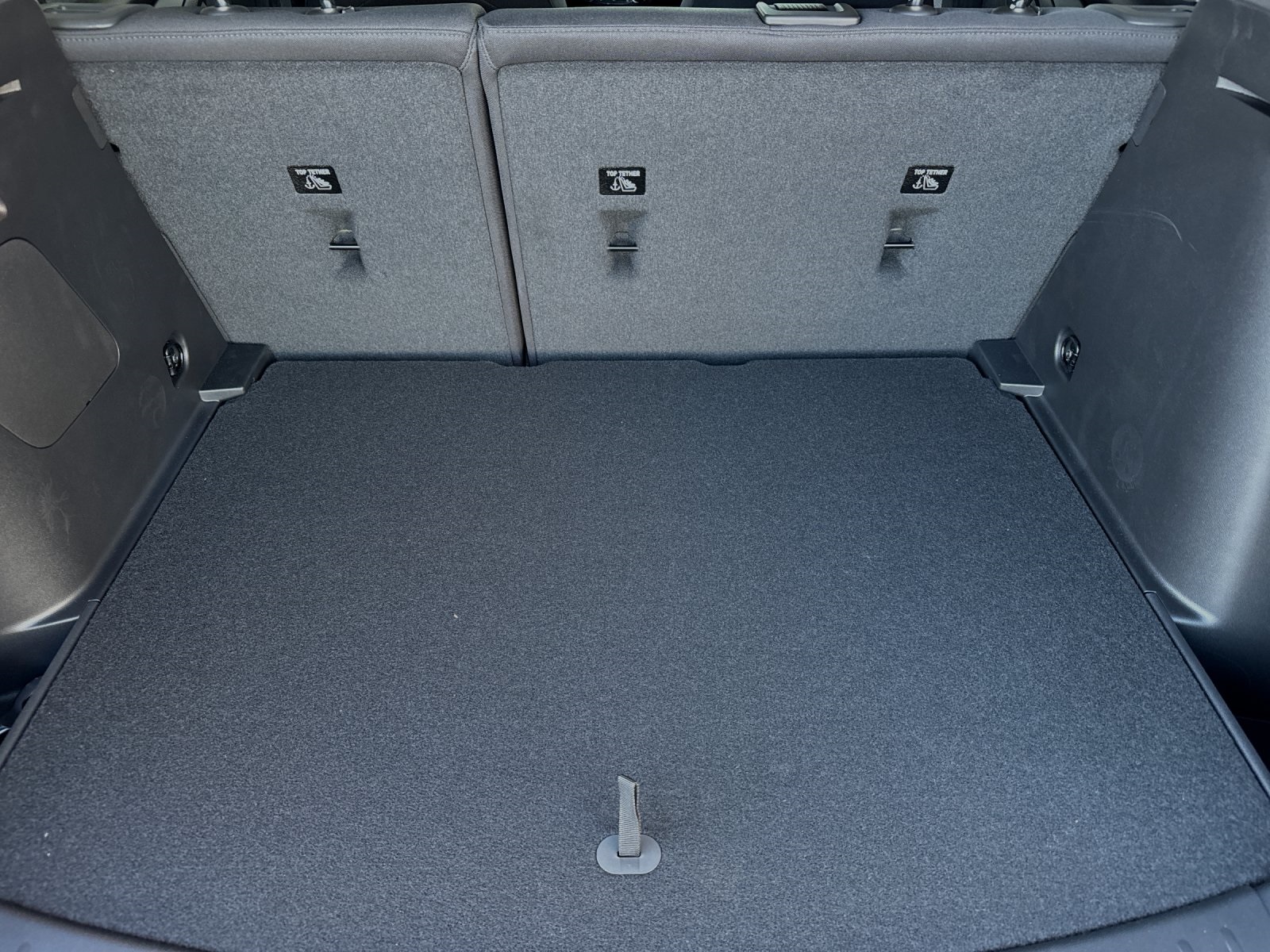 Vehicle image 16 of 34
