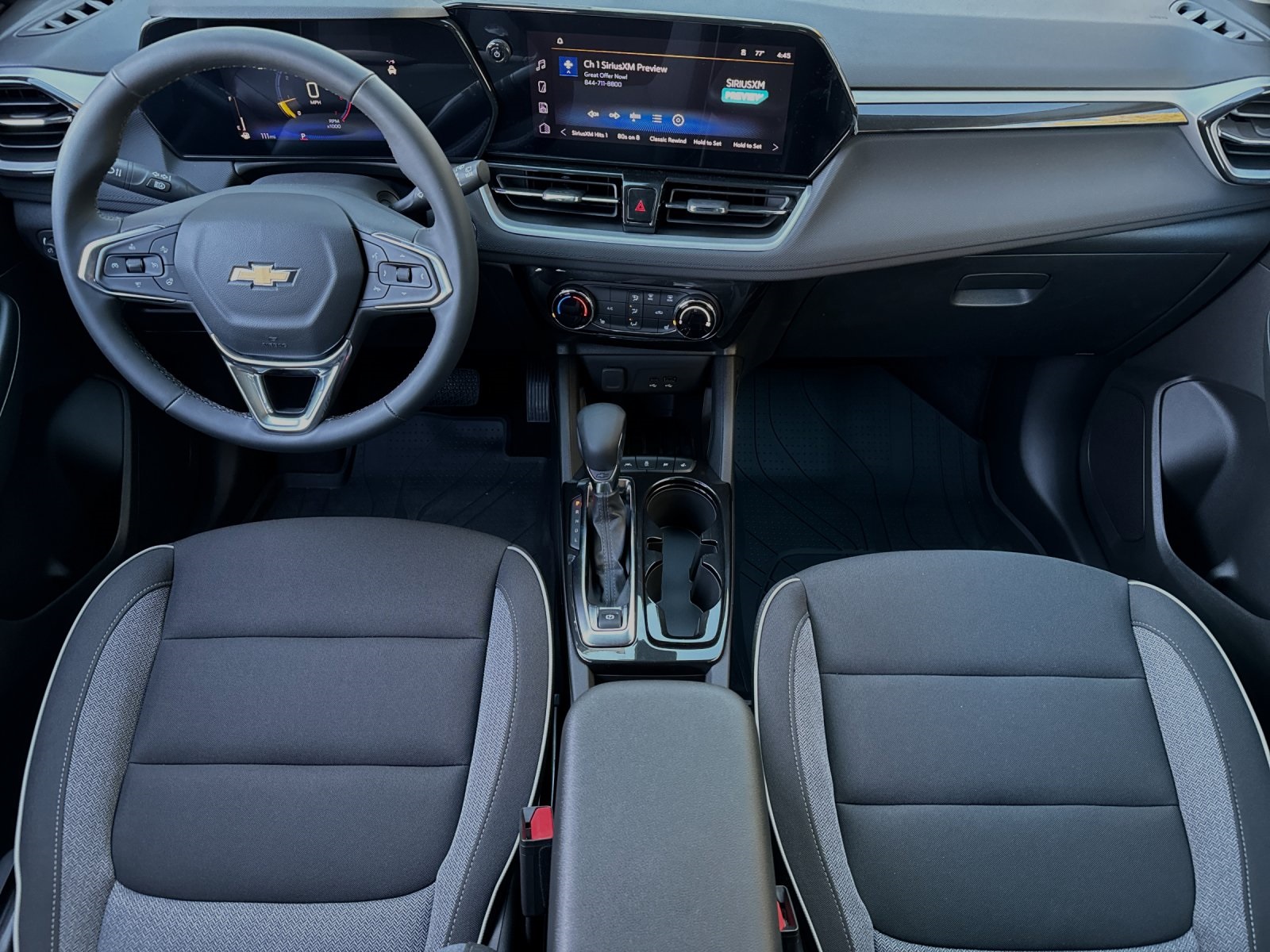 Vehicle image 14 of 34