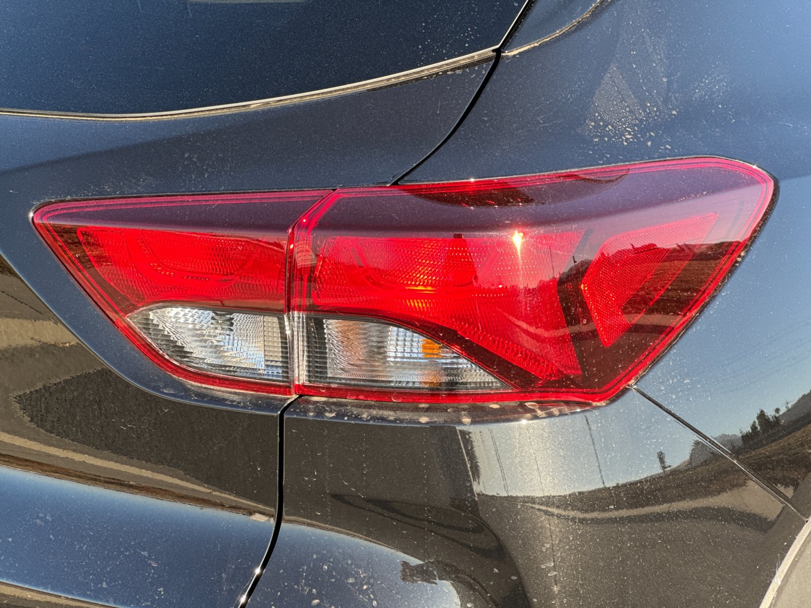 Vehicle image 31 of 34