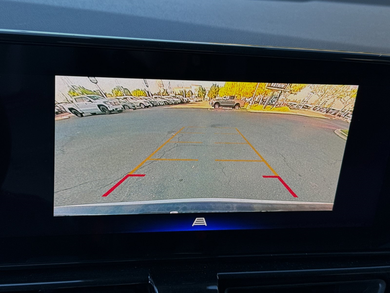 Vehicle image 21 of 34