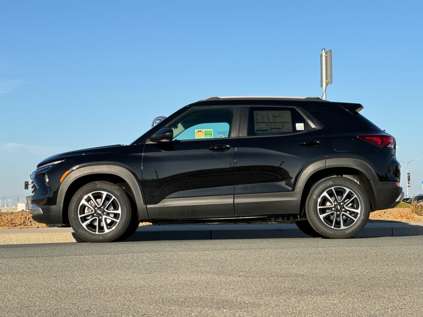 Vehicle image 2 of 34