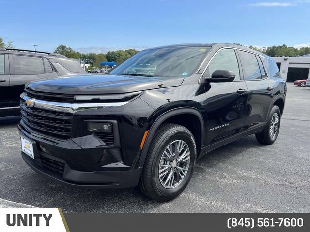 2024 Chevrolet Traverse AWD LS