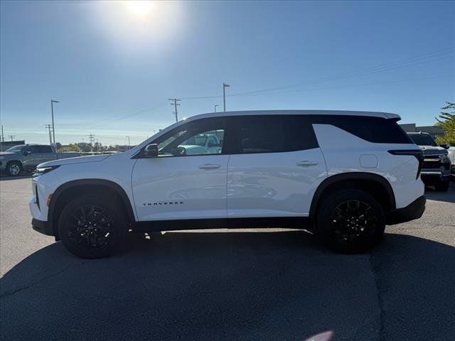 2024 Chevrolet Traverse AWD LS