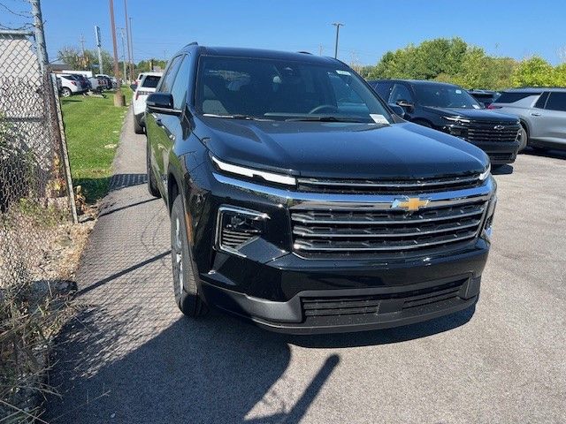 2024 Chevrolet Traverse AWD LT