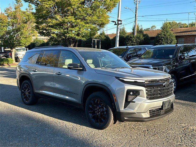 2024 Chevrolet Traverse AWD LT