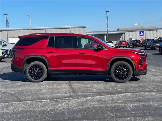 2024 Chevrolet Traverse FWD LT