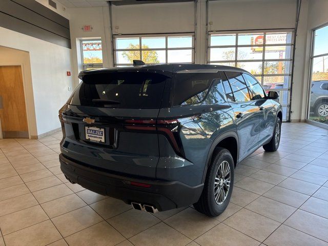 2024 Chevrolet Traverse FWD LS