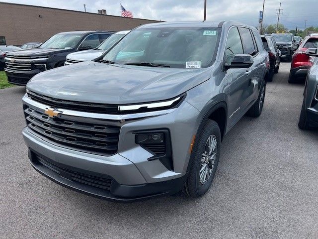 2024 Chevrolet Traverse FWD LS