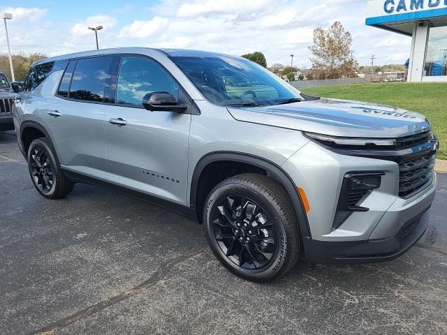 2024 Chevrolet Traverse FWD LS