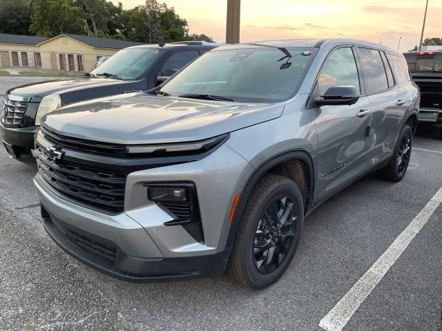 2024 Chevrolet Traverse FWD LS