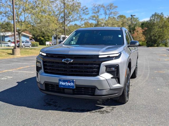 2024 Chevrolet Traverse FWD LS