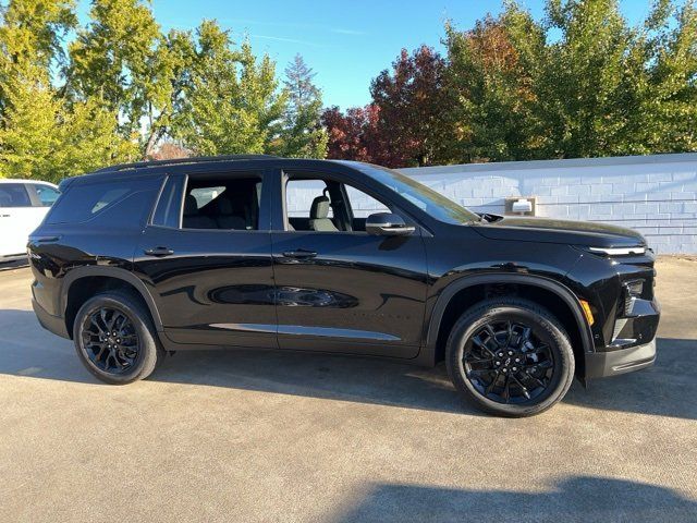 2024 Chevrolet Traverse FWD LT