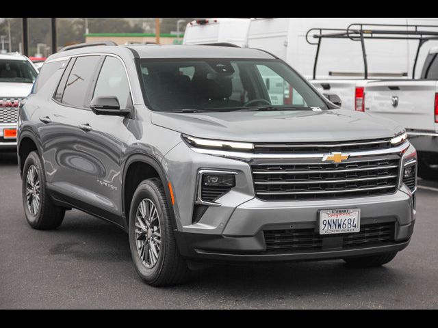 2024 Chevrolet Traverse FWD LT