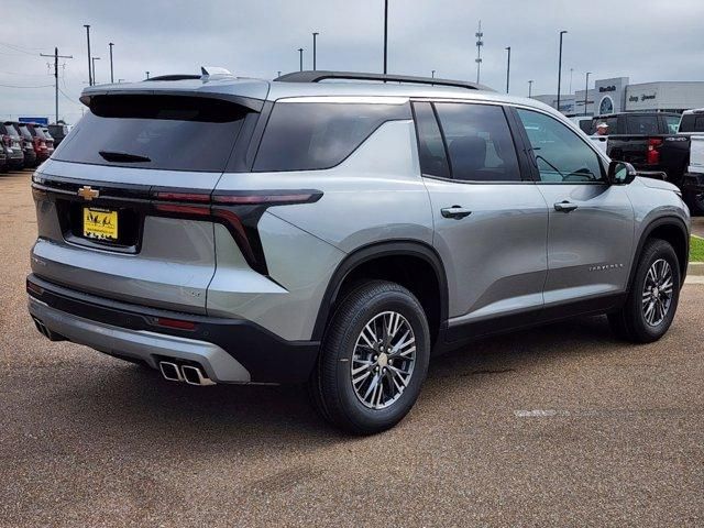 2024 Chevrolet Traverse FWD LT